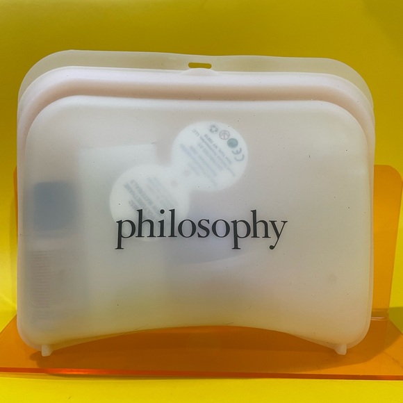 Philosophy Silicone Toiletry Pouch Goodie Bundle (5 items) - Picture 8 of 8
